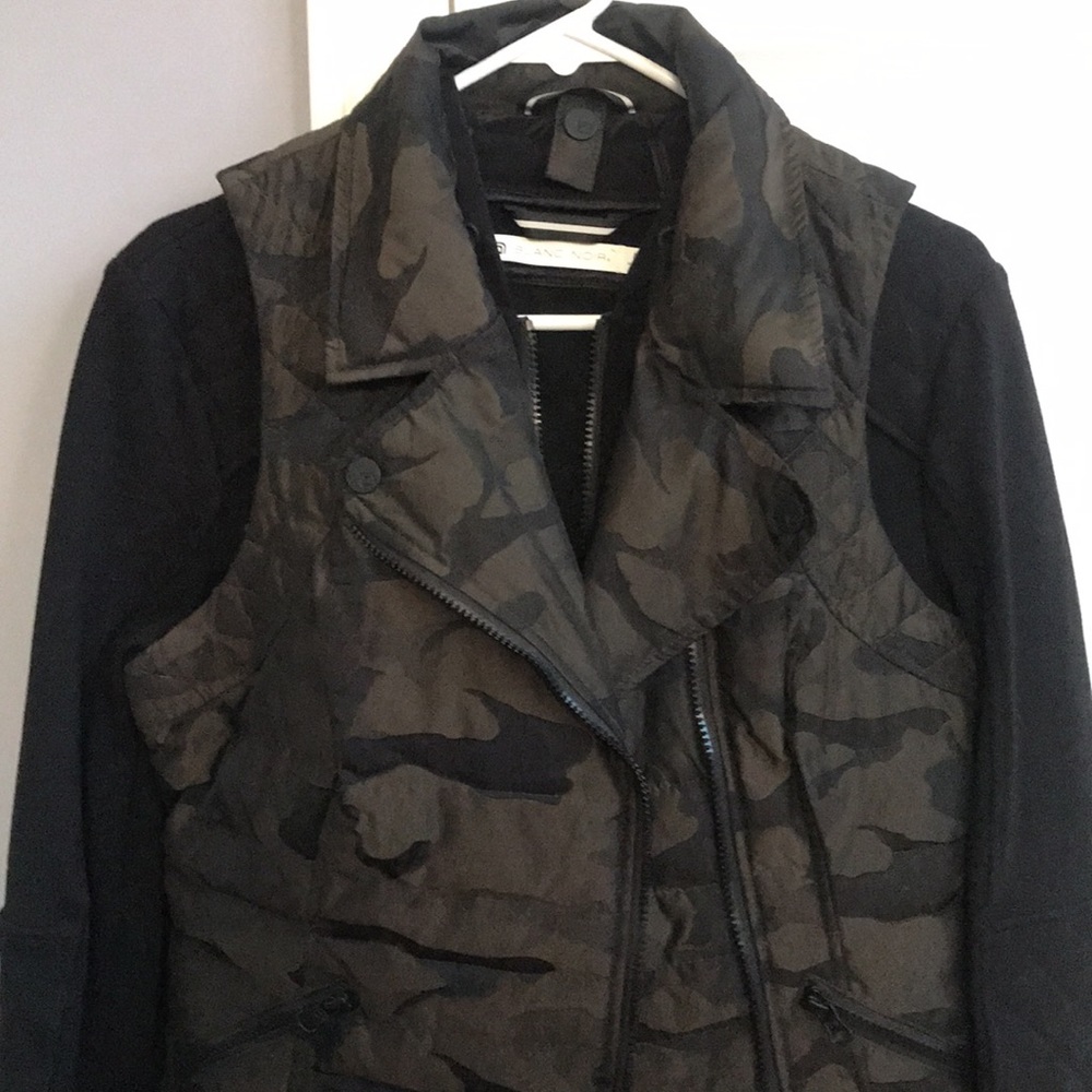 Womens BLANC NOIR puffer camouflage vest and jacket
